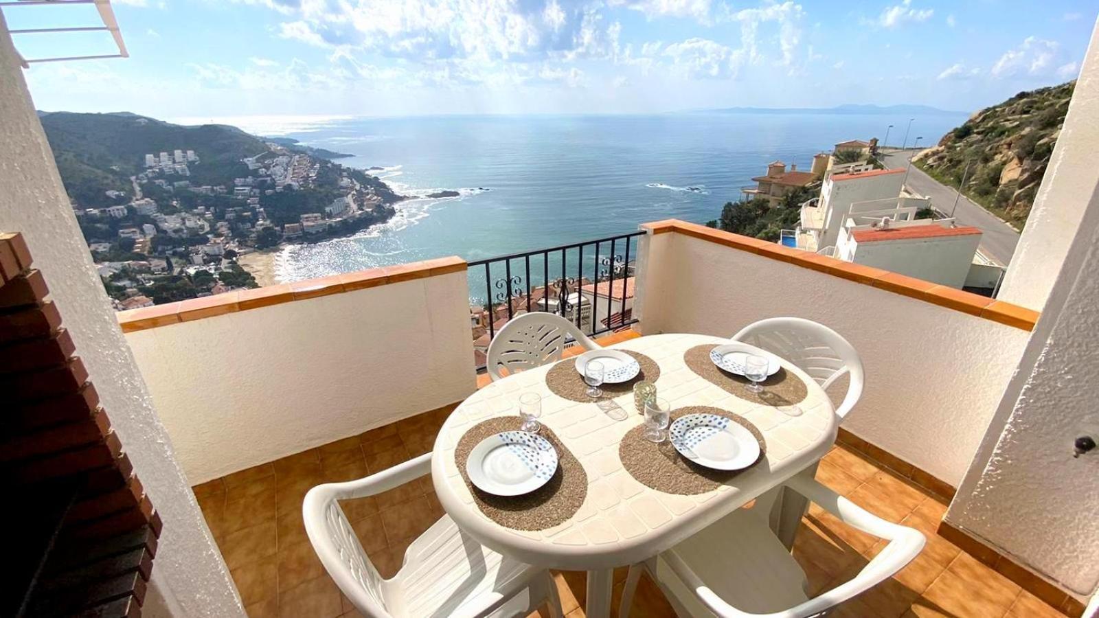 Garbinell 1 2 Apartment Росес Екстериор снимка